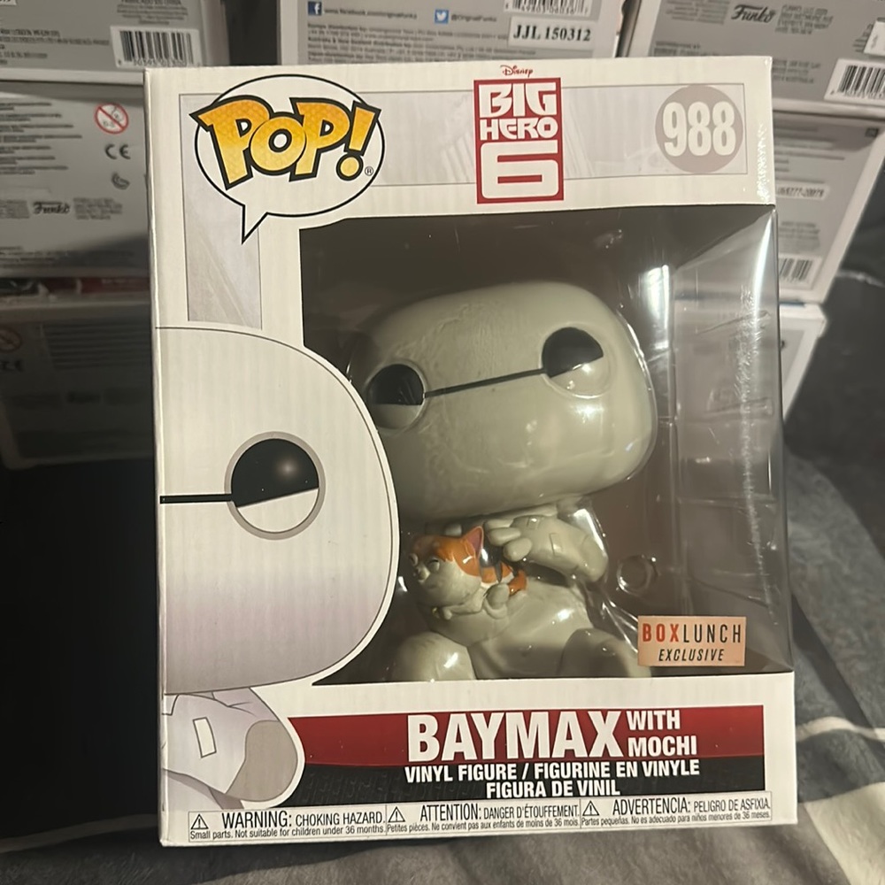 Funko Pop! Big Hero 6 Baymax with Mochi 6”